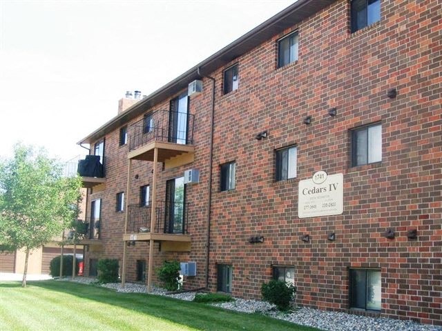 Cedars 4 Apartments | Fargo, ND